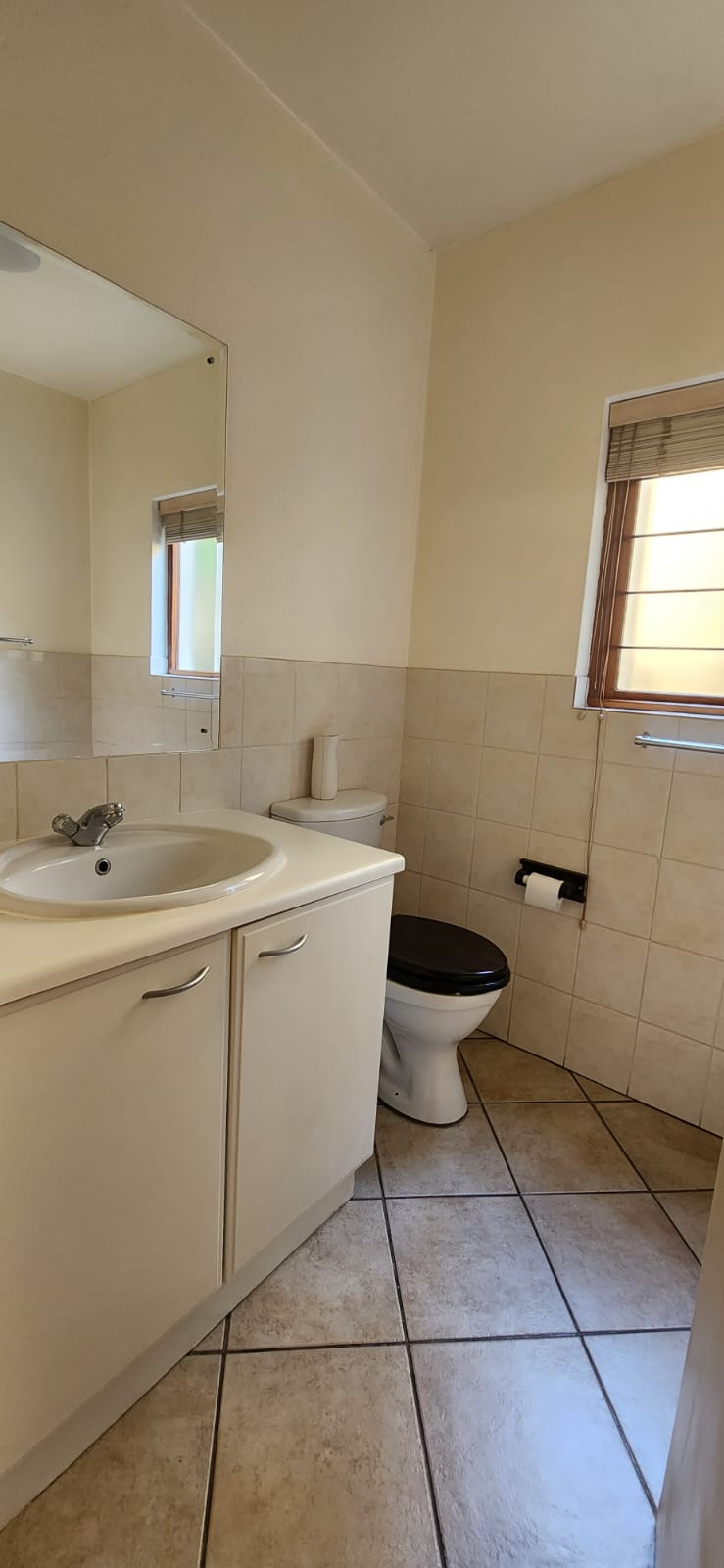 2 Bedroom Property for Sale in Sunninghill Gauteng