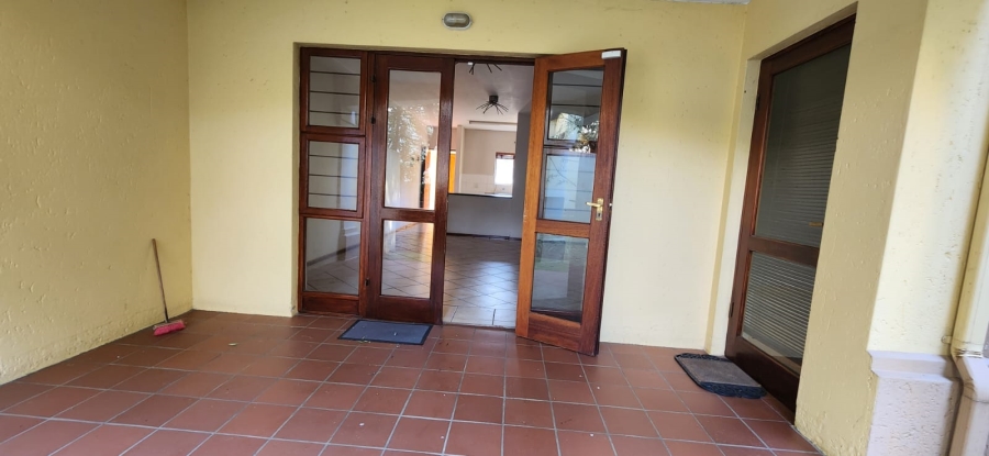 2 Bedroom Property for Sale in Sunninghill Gauteng