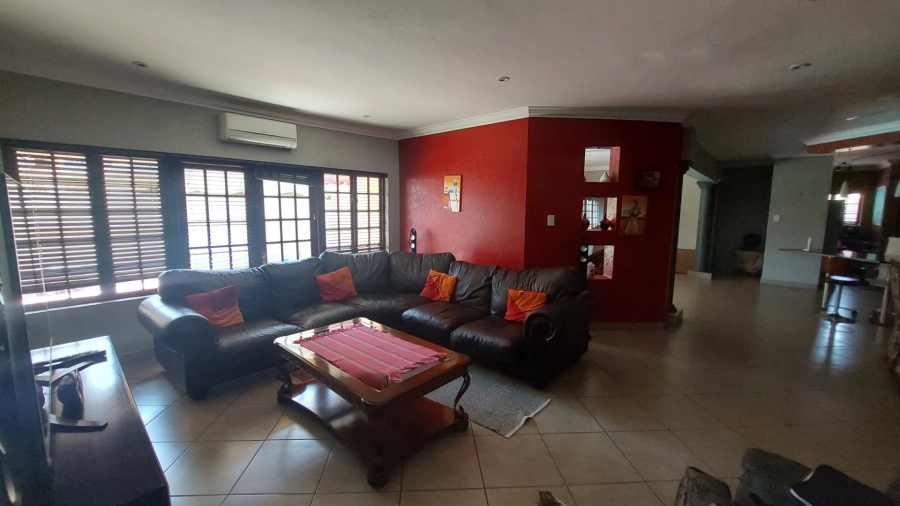 3 Bedroom Property for Sale in Rose Acres Estate Gauteng