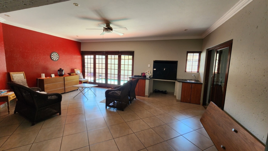 3 Bedroom Property for Sale in Rose Acres Estate Gauteng