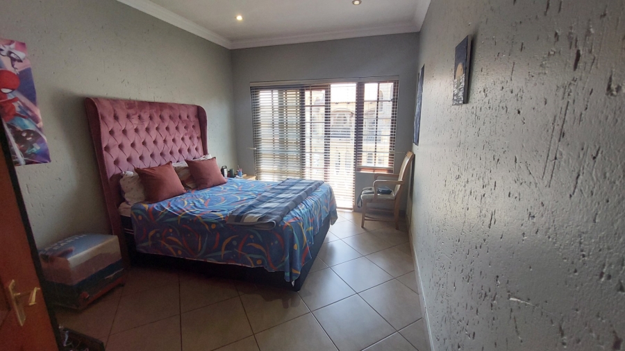 3 Bedroom Property for Sale in Rose Acres Estate Gauteng