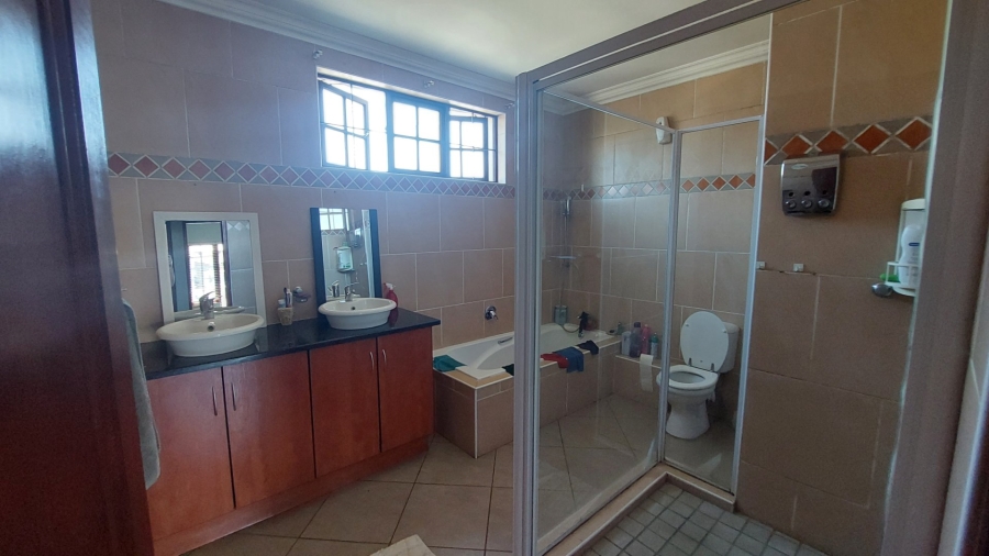 3 Bedroom Property for Sale in Rose Acres Estate Gauteng