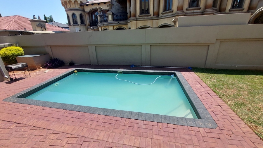 3 Bedroom Property for Sale in Rose Acres Estate Gauteng