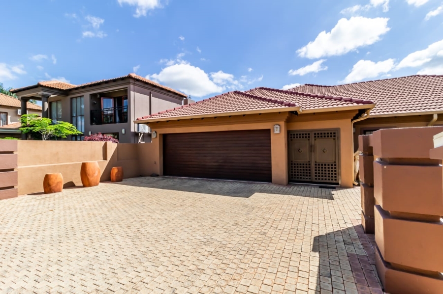 3 Bedroom Property for Sale in Rose Acres Estate Gauteng