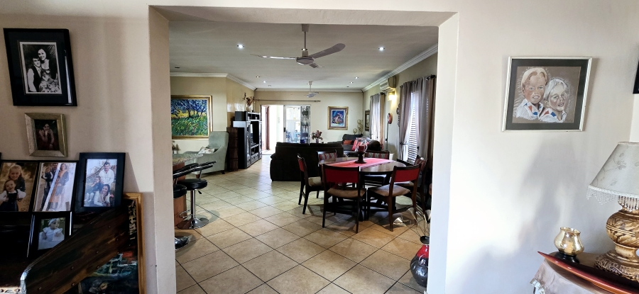 3 Bedroom Property for Sale in Green Acres Estate Gauteng