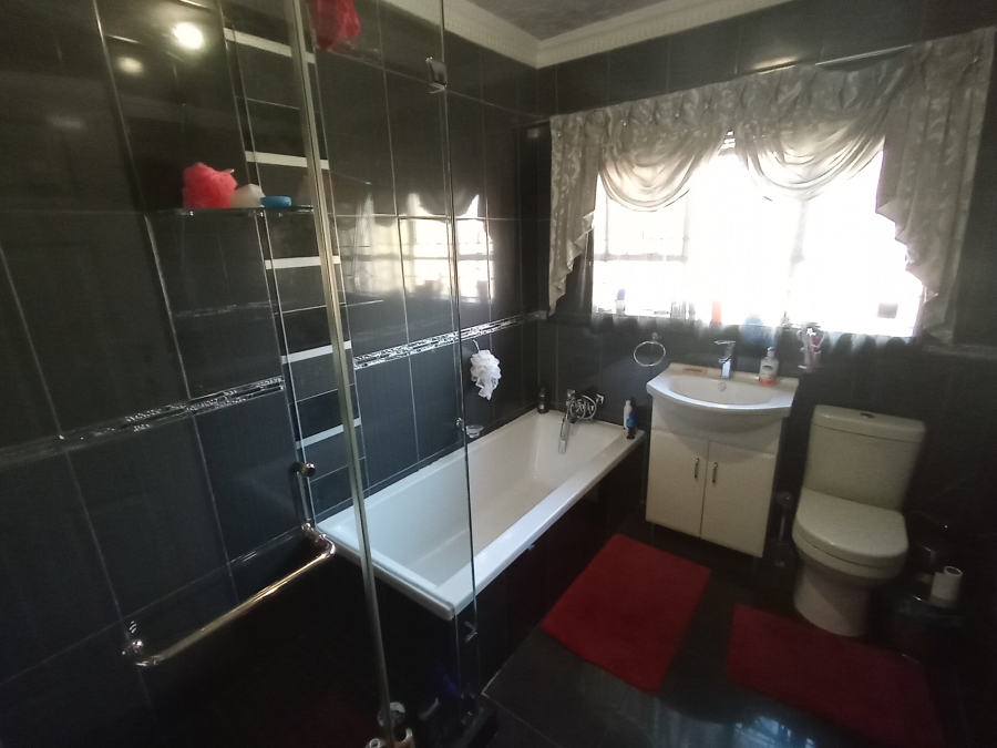 3 Bedroom Property for Sale in Norkem Park Gauteng