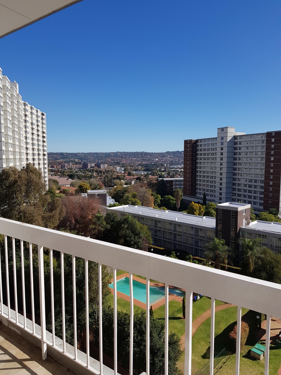 2 Bedroom Property for Sale in Bedford Gardens Gauteng