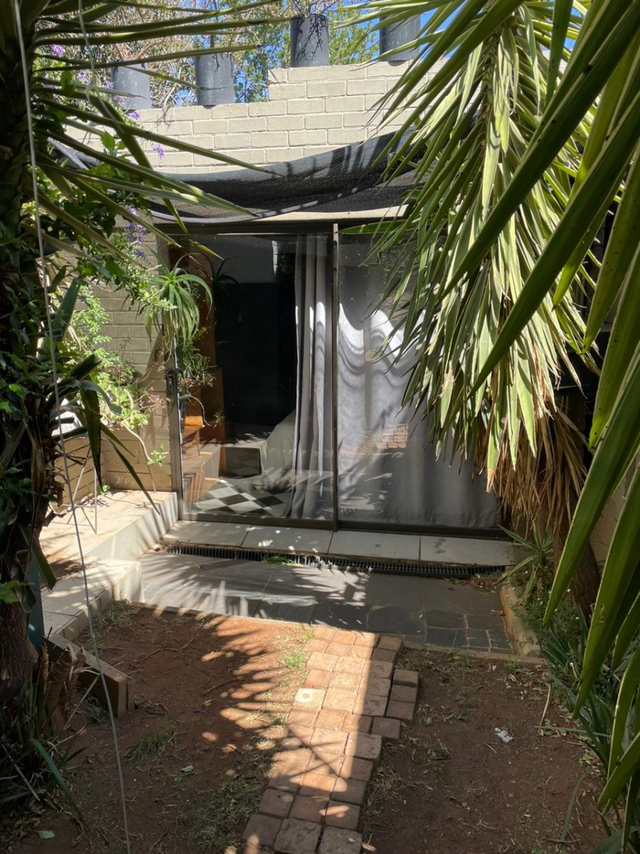 To Let 3 Bedroom Property for Rent in Westdene Gauteng