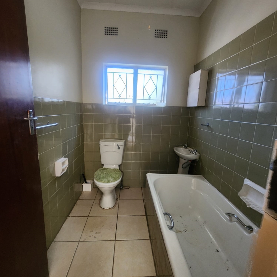 To Let 4 Bedroom Property for Rent in Fourways Gauteng