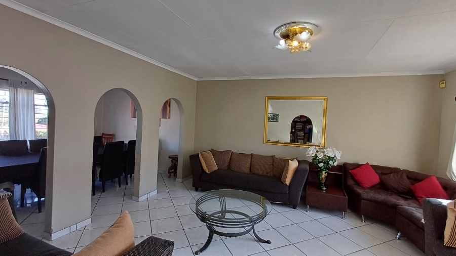 4 Bedroom Property for Sale in Sunninghill Gauteng