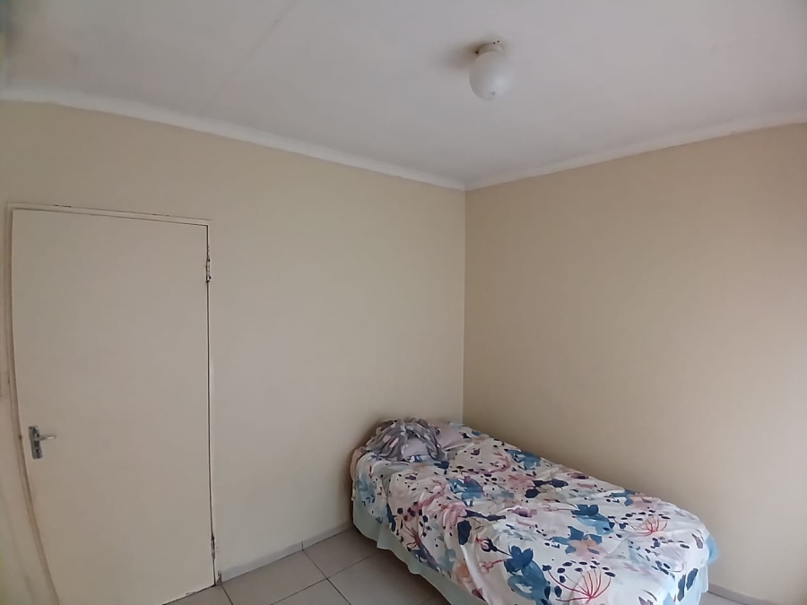 3 Bedroom Property for Sale in Unitas Park Gauteng