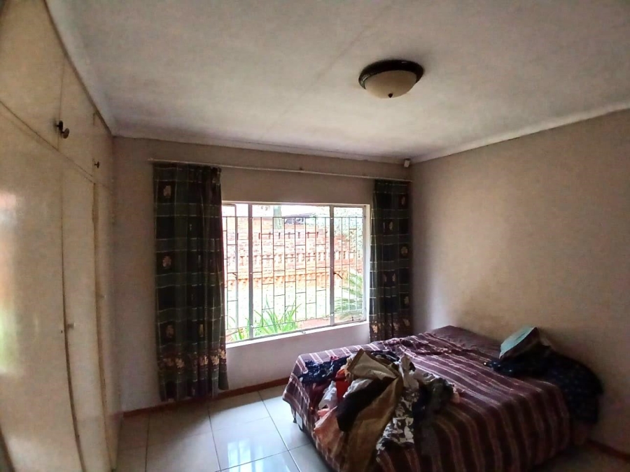 3 Bedroom Property for Sale in Unitas Park Gauteng