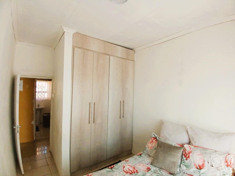 3 Bedroom Property for Sale in Unitas Park Gauteng