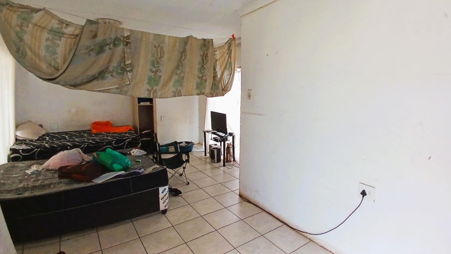 1 Bedroom Property for Sale in Waldrift Gauteng