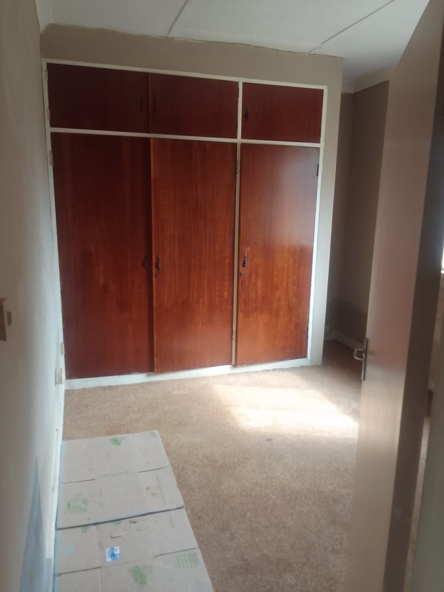 To Let 3 Bedroom Property for Rent in Kleinzonderhout AH Gauteng