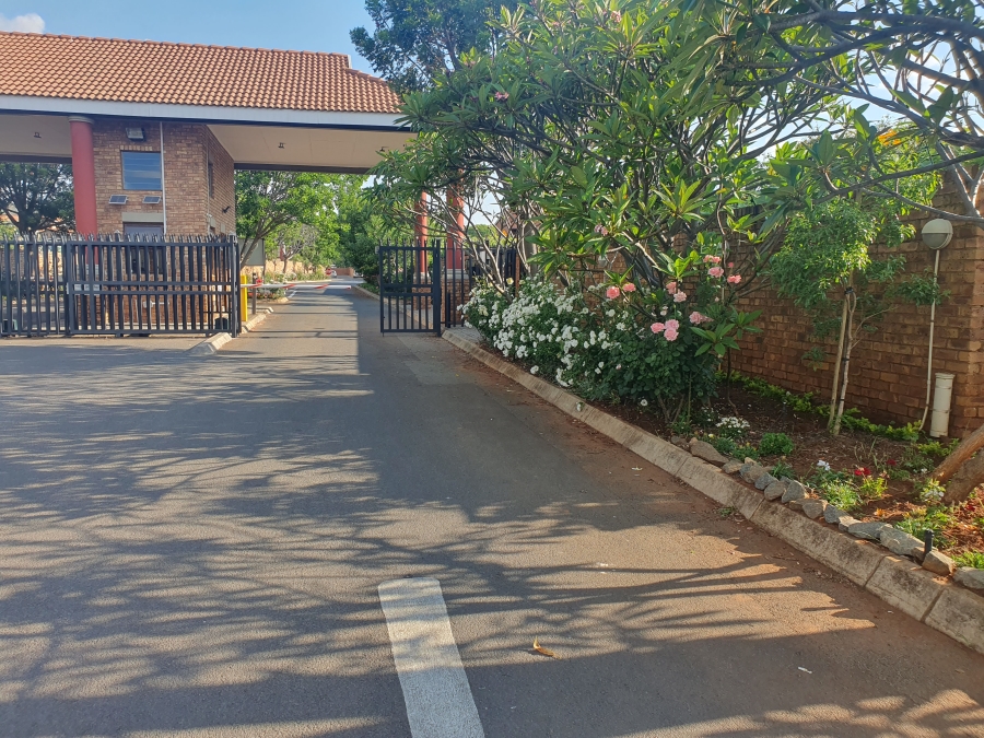 1 Bedroom Property for Sale in Montana Gauteng