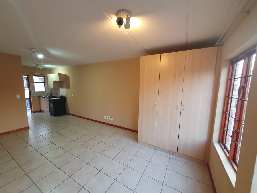 1 Bedroom Property for Sale in Montana Gauteng