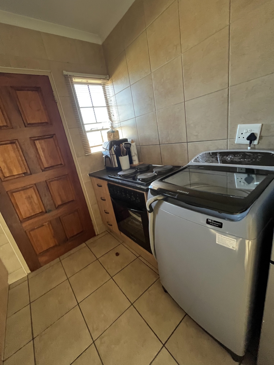 3 Bedroom Property for Sale in Thatch Hill Estate Gauteng