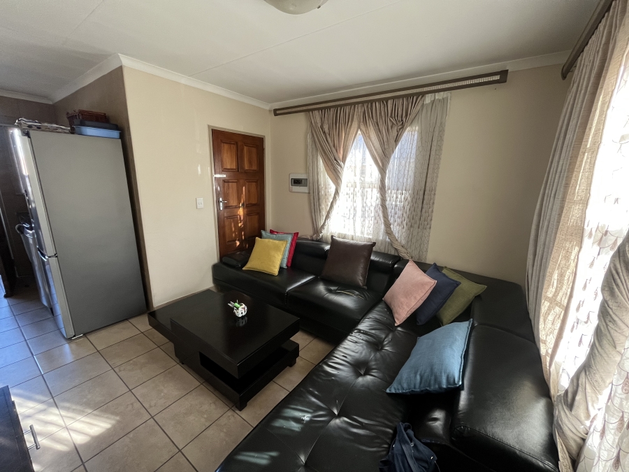 3 Bedroom Property for Sale in Thatch Hill Estate Gauteng