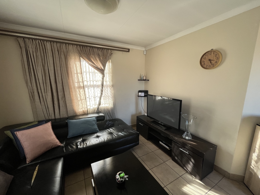 3 Bedroom Property for Sale in Thatch Hill Estate Gauteng