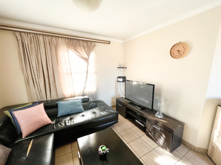 3 Bedroom Property for Sale in Thatch Hill Estate Gauteng