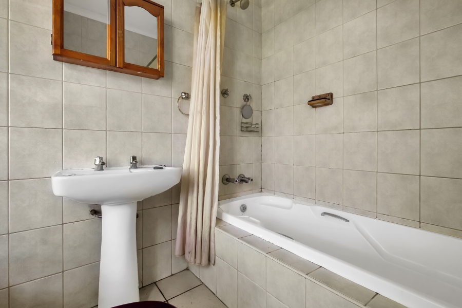 3 Bedroom Property for Sale in Parkhurst Gauteng