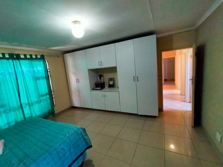 3 Bedroom Property for Sale in Cosmo City Gauteng