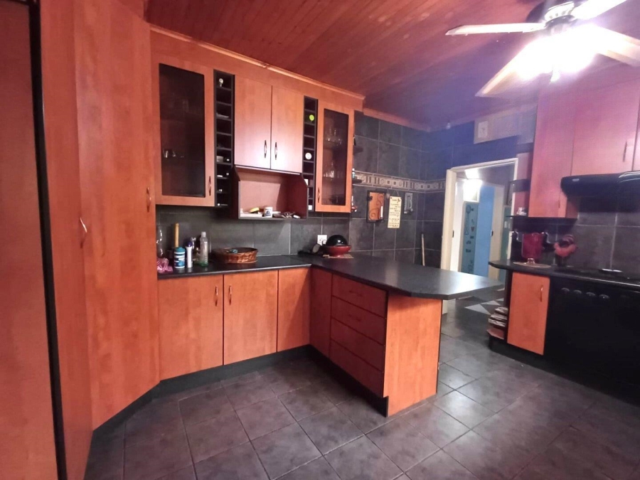 3 Bedroom Property for Sale in Unitas Park Gauteng