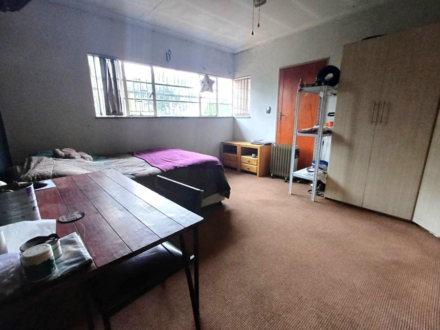 3 Bedroom Property for Sale in Unitas Park Gauteng