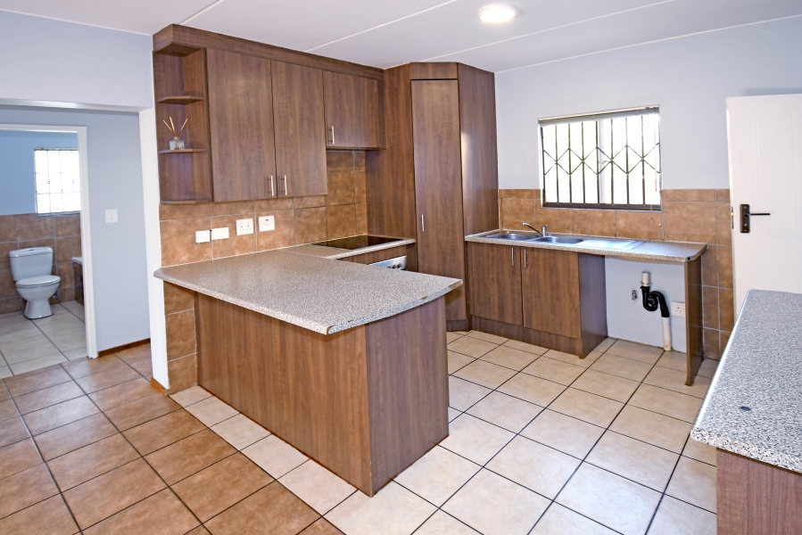 2 Bedroom Property for Sale in North Riding Gauteng