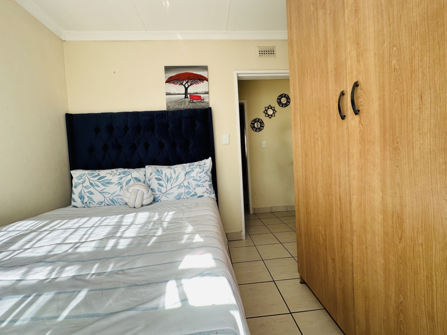 3 Bedroom Property for Sale in Clayville Gauteng