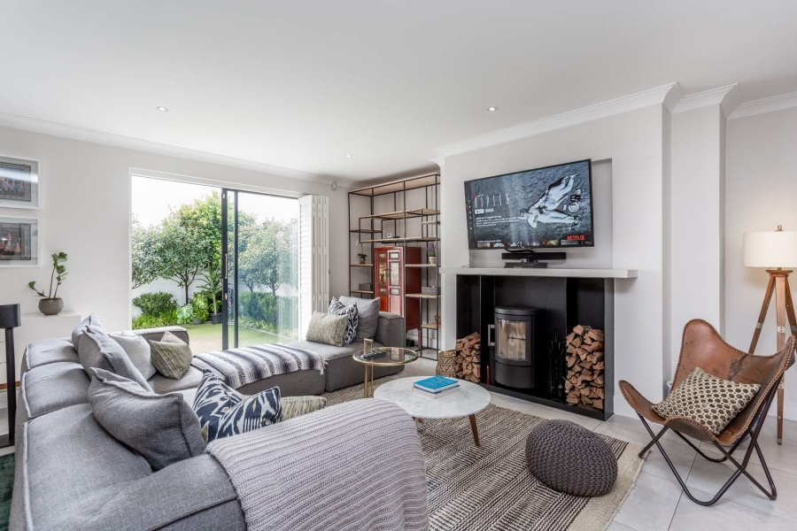To Let 4 Bedroom Property for Rent in Hyde Park Gauteng
