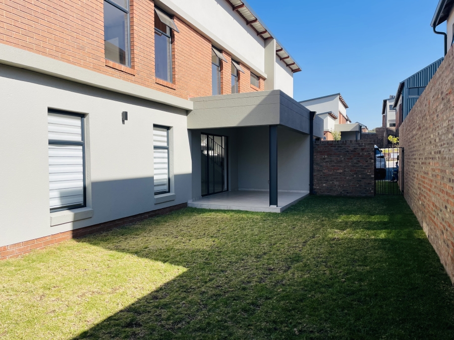 To Let 4 Bedroom Property for Rent in Carlswald Gauteng