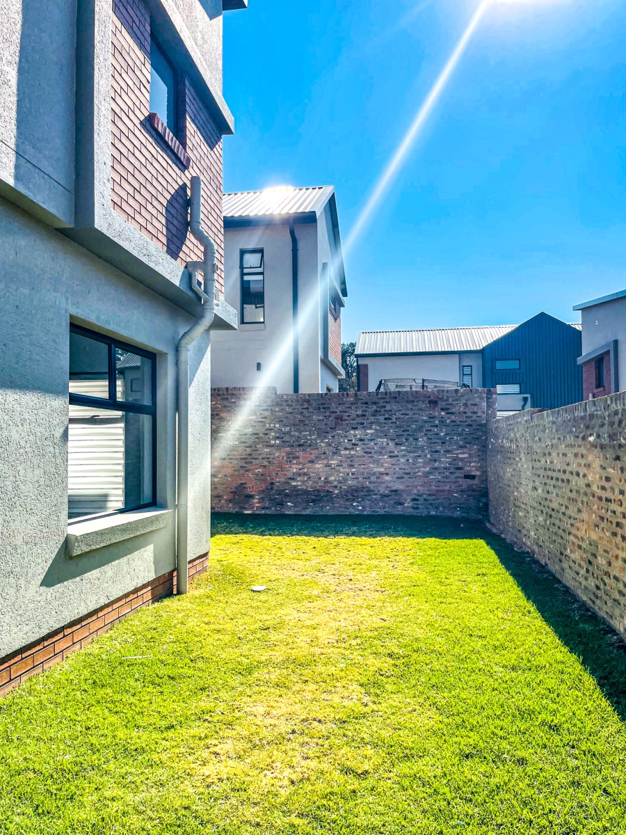 To Let 4 Bedroom Property for Rent in Carlswald Gauteng