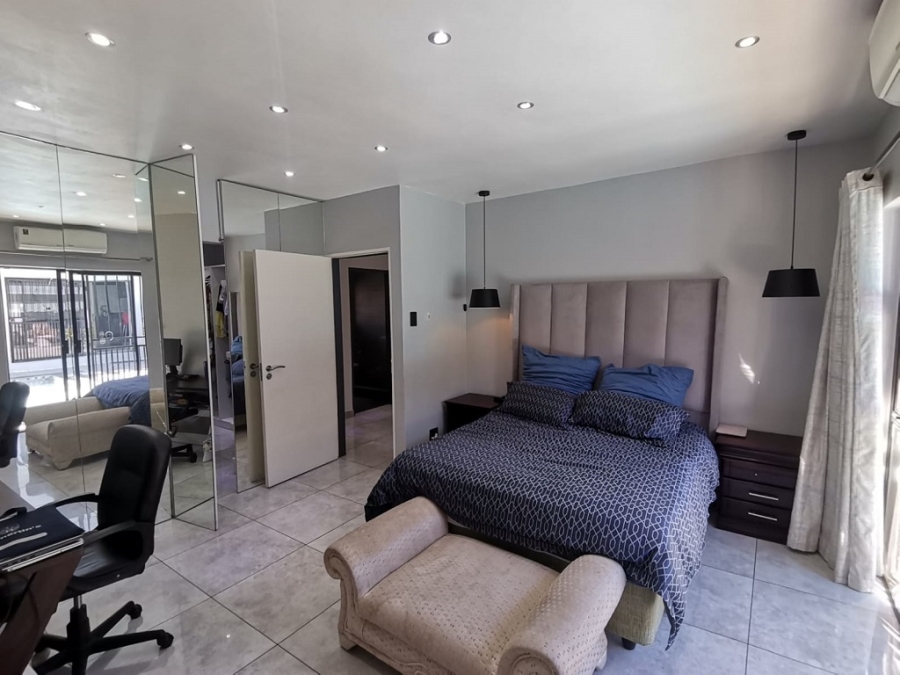4 Bedroom Property for Sale in Bassonia Gauteng