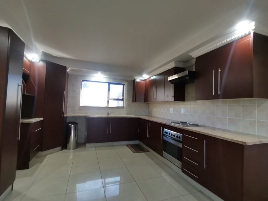 4 Bedroom Property for Sale in Bassonia Gauteng