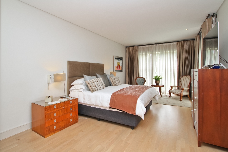 4 Bedroom Property for Sale in Birdhaven Gauteng