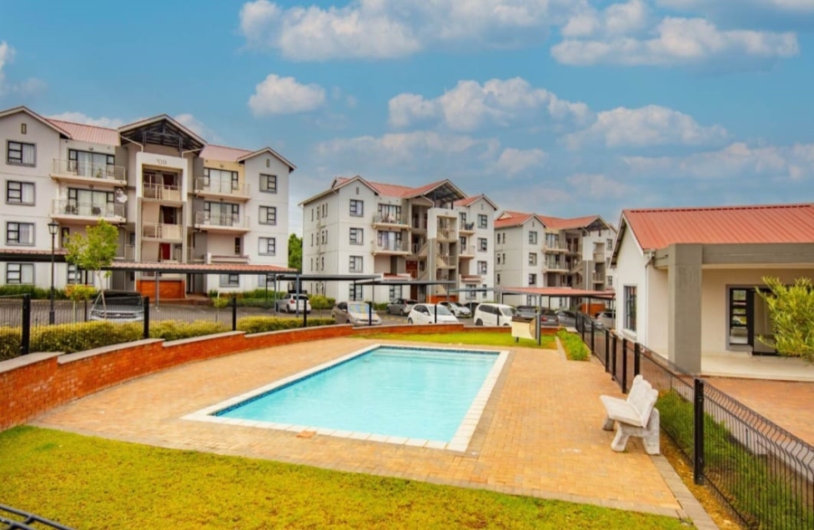 To Let 1 Bedroom Property for Rent in Modderfontein Gauteng