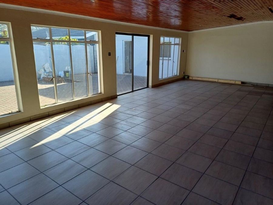 3 Bedroom Property for Sale in Dalview Gauteng