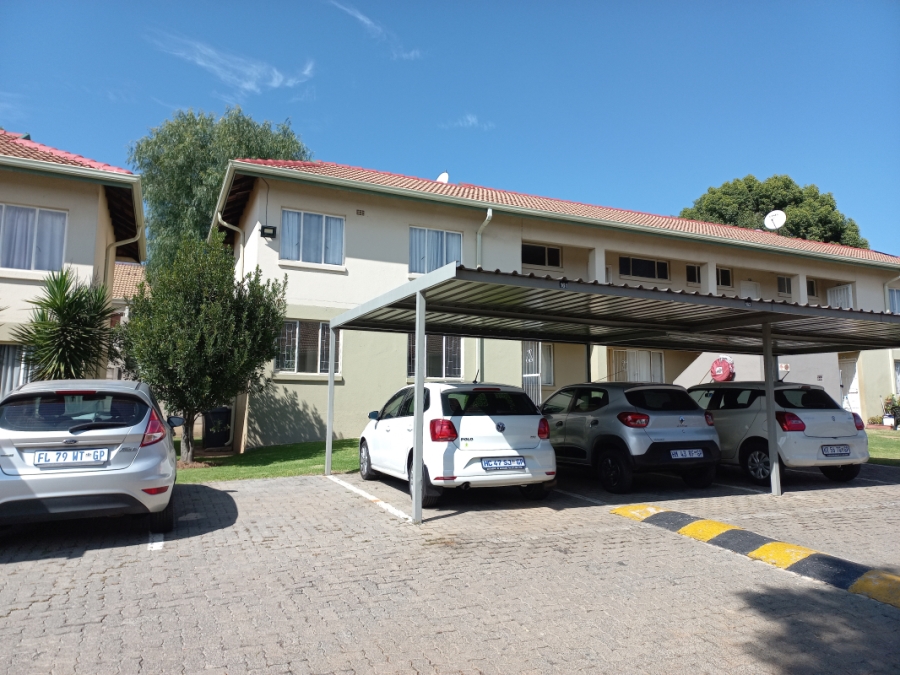 1 Bedroom Property for Sale in Eden Glen Gauteng