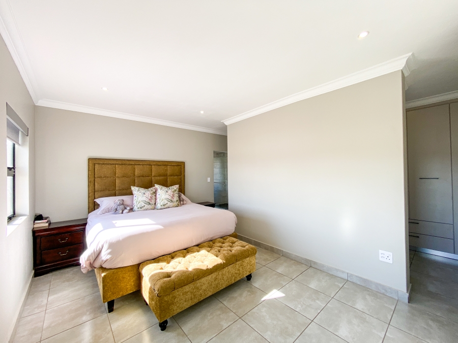 To Let 4 Bedroom Property for Rent in Six Fountains Residential Estate Gauteng