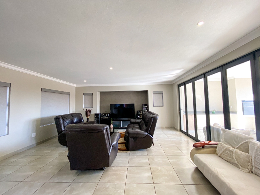 To Let 4 Bedroom Property for Rent in Six Fountains Residential Estate Gauteng