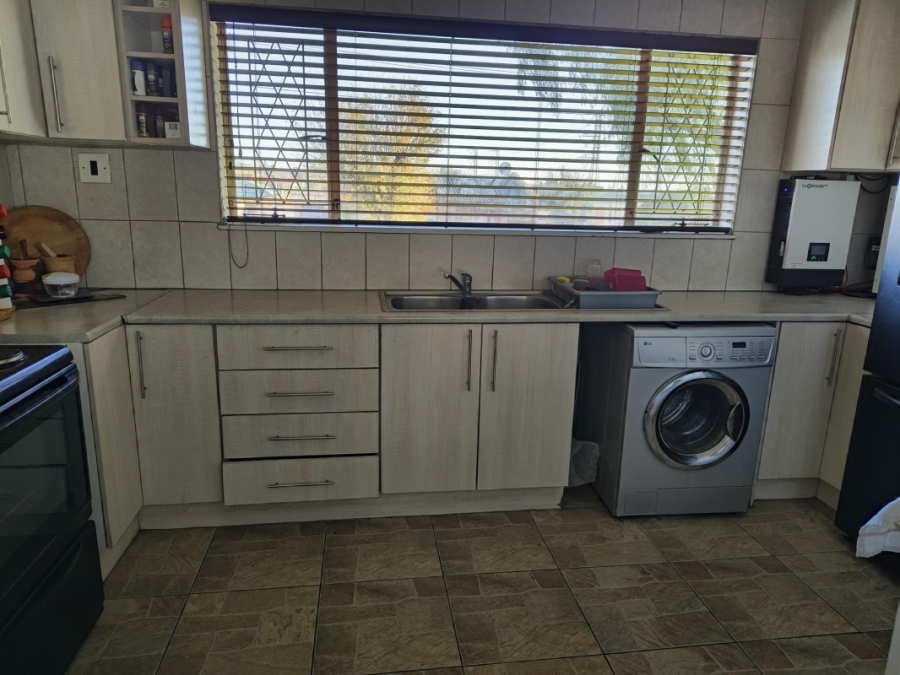 3 Bedroom Property for Sale in Klopperpark Gauteng