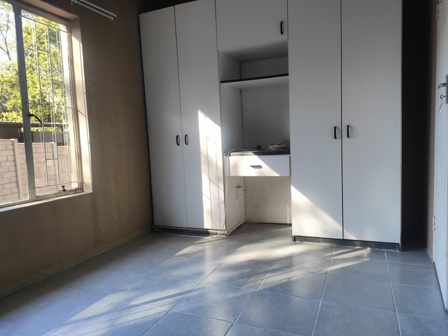 To Let 2 Bedroom Property for Rent in Silverton Gauteng