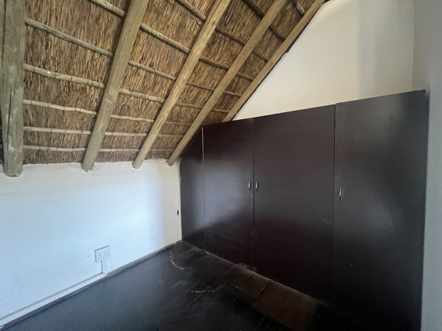 To Let 2 Bedroom Property for Rent in Rangeview Gauteng