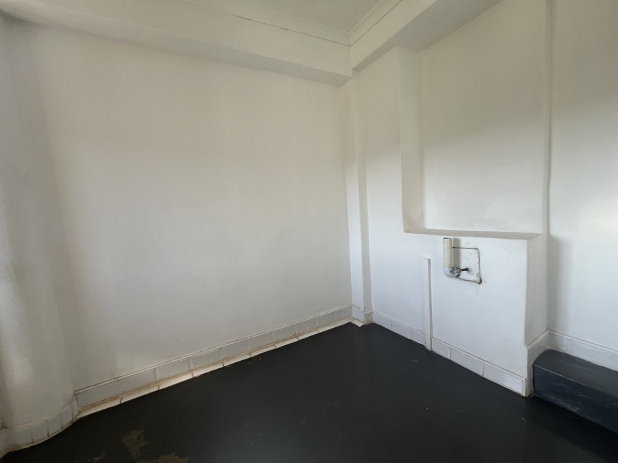 To Let 2 Bedroom Property for Rent in Rangeview Gauteng