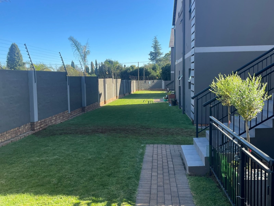 To Let 2 Bedroom Property for Rent in Norton Home Estate AH Gauteng