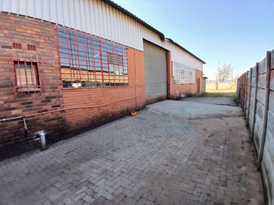 Commercial Property for Sale in Sybrand Van Niekerk Park Gauteng