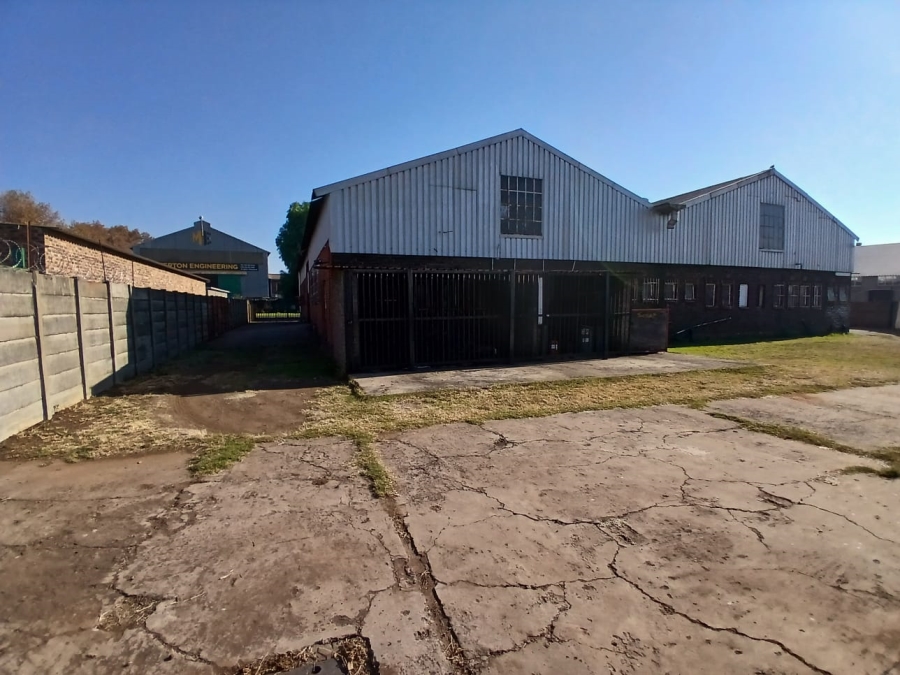 Commercial Property for Sale in Sybrand Van Niekerk Park Gauteng