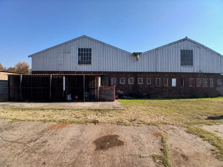 Commercial Property for Sale in Sybrand Van Niekerk Park Gauteng